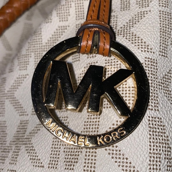 Michael Kors Vanilla Handbag - Picture 3 of 6